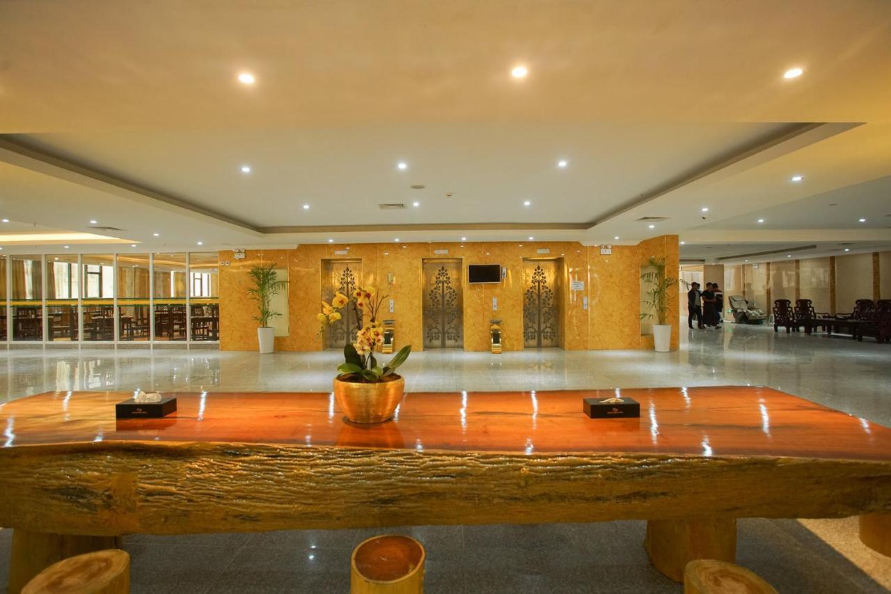 Grand Park Hotel Mandalay Buitenkant foto