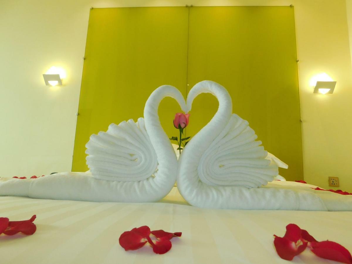 Grand Park Hotel Mandalay Buitenkant foto